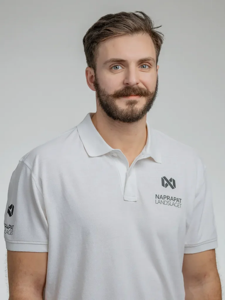 Bilden föreställer Olle Hellgren på Naprapatlandslaget i Haninge